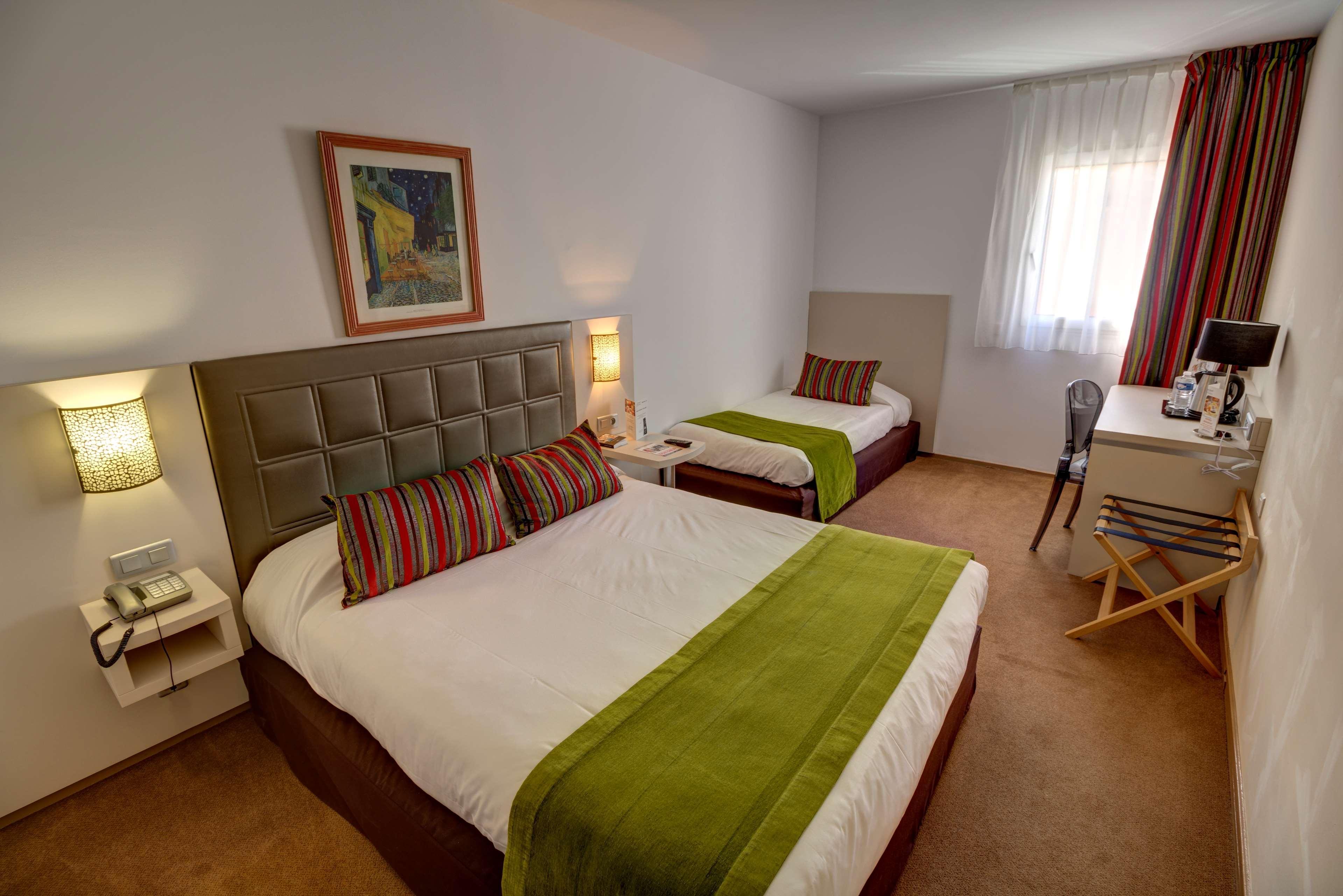 Hotel Atrium Arles Centre Zewnętrze zdjęcie