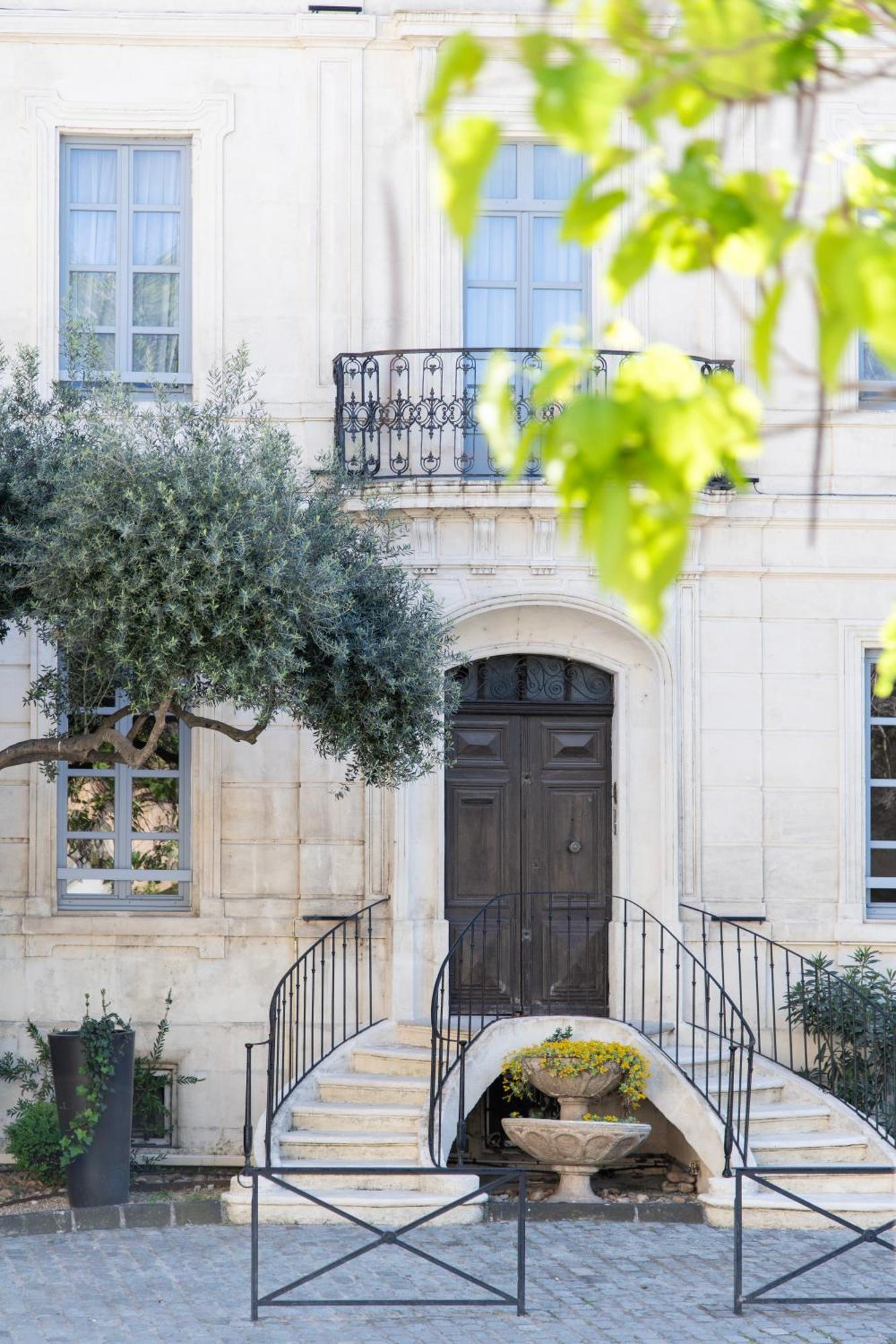 Hotel Atrium Arles Centre Zewnętrze zdjęcie