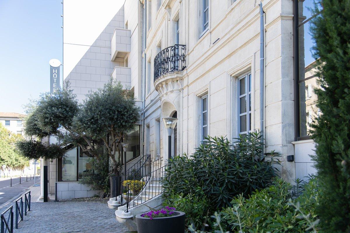 Hotel Atrium Arles Centre Zewnętrze zdjęcie